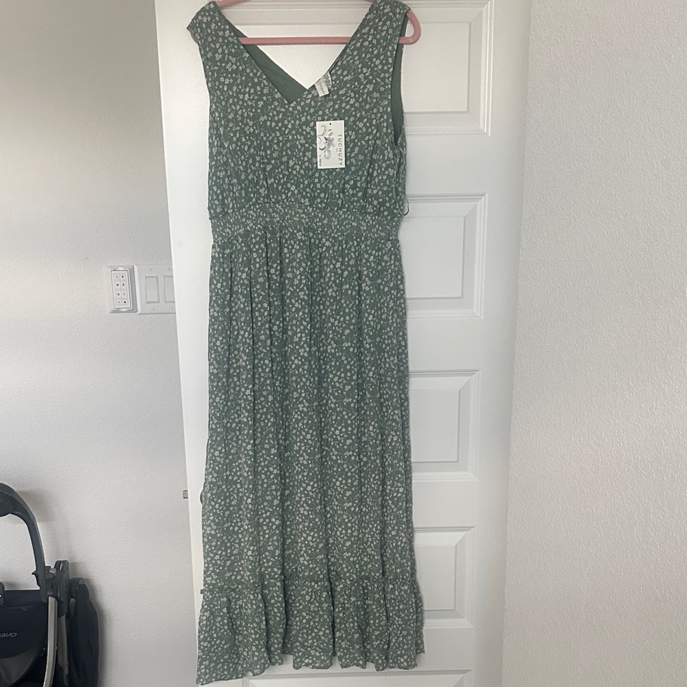 Tuchuzy Green Floral Maxi Dress
